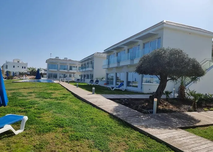 Ocean Luxury * Protaras